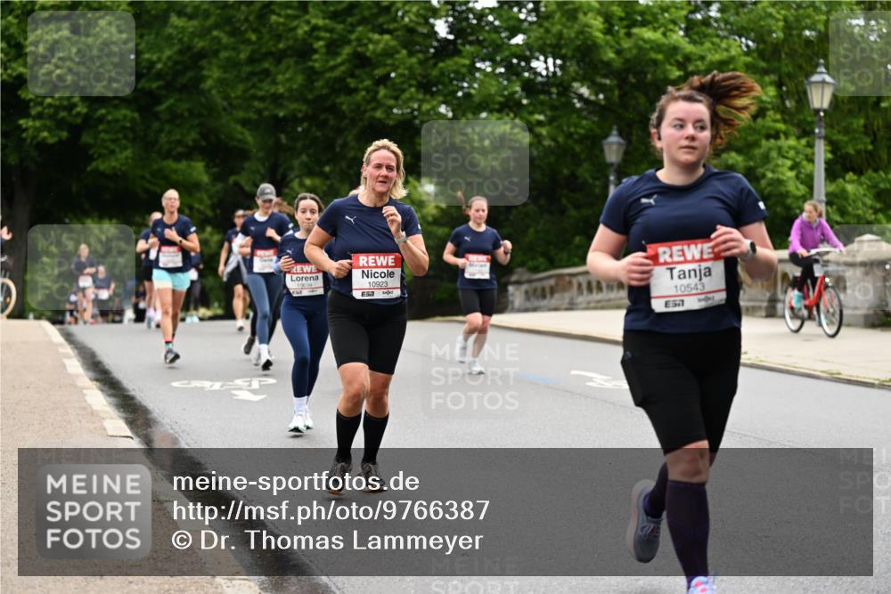 14.06.2026 - REWE Women's Run Dr. Thomas Lammeyer http://msf.ph/oto/9766387 14.06.2026 09:41:47 Laufen 10923, 10543, 57 meine-sportfotos.de