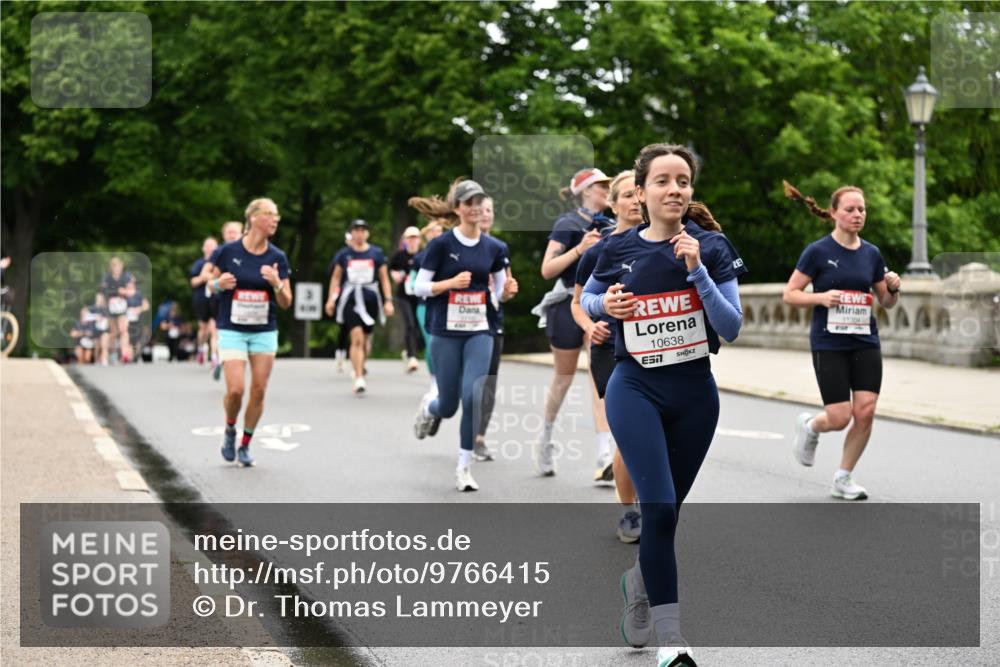 14.06.2026 - REWE Women's Run Dr. Thomas Lammeyer http://msf.ph/oto/9766415 14.06.2026 09:41:49 Laufen 10638, 7, 17304 meine-sportfotos.de