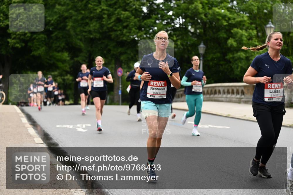 14.06.2026 - REWE Women's Run Dr. Thomas Lammeyer http://msf.ph/oto/9766433 14.06.2026 09:41:51 Laufen 10636, 7, 11436, 7 meine-sportfotos.de