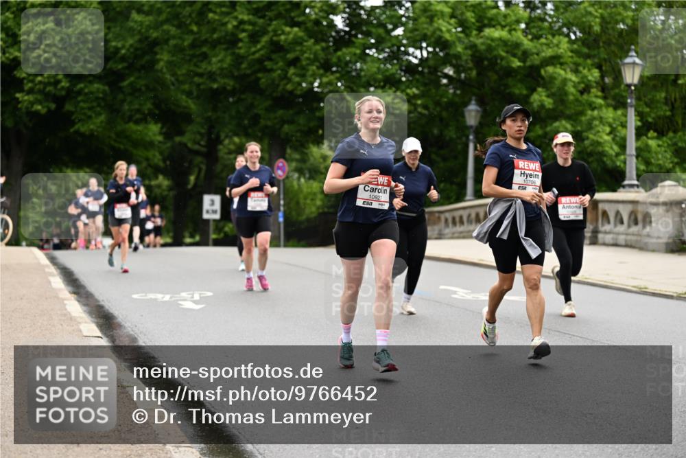 14.06.2026 - REWE Women's Run Dr. Thomas Lammeyer http://msf.ph/oto/9766452 14.06.2026 09:41:53 Laufen 10927, 57, 10706 meine-sportfotos.de