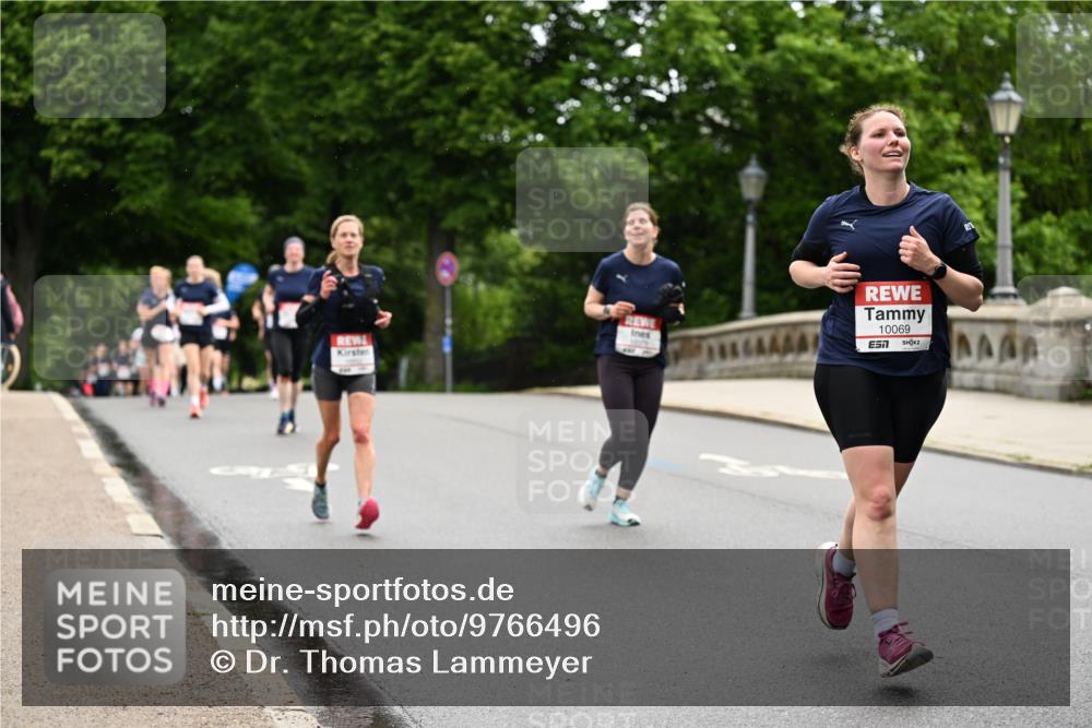 14.06.2026 - REWE Women's Run Dr. Thomas Lammeyer http://msf.ph/oto/9766496 14.06.2026 09:41:56 Laufen 10069, 7 meine-sportfotos.de