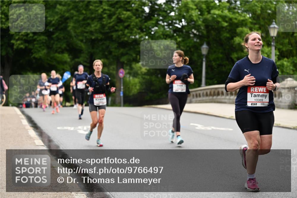 14.06.2026 - REWE Women's Run Dr. Thomas Lammeyer http://msf.ph/oto/9766497 14.06.2026 09:41:56 Laufen 10069 meine-sportfotos.de