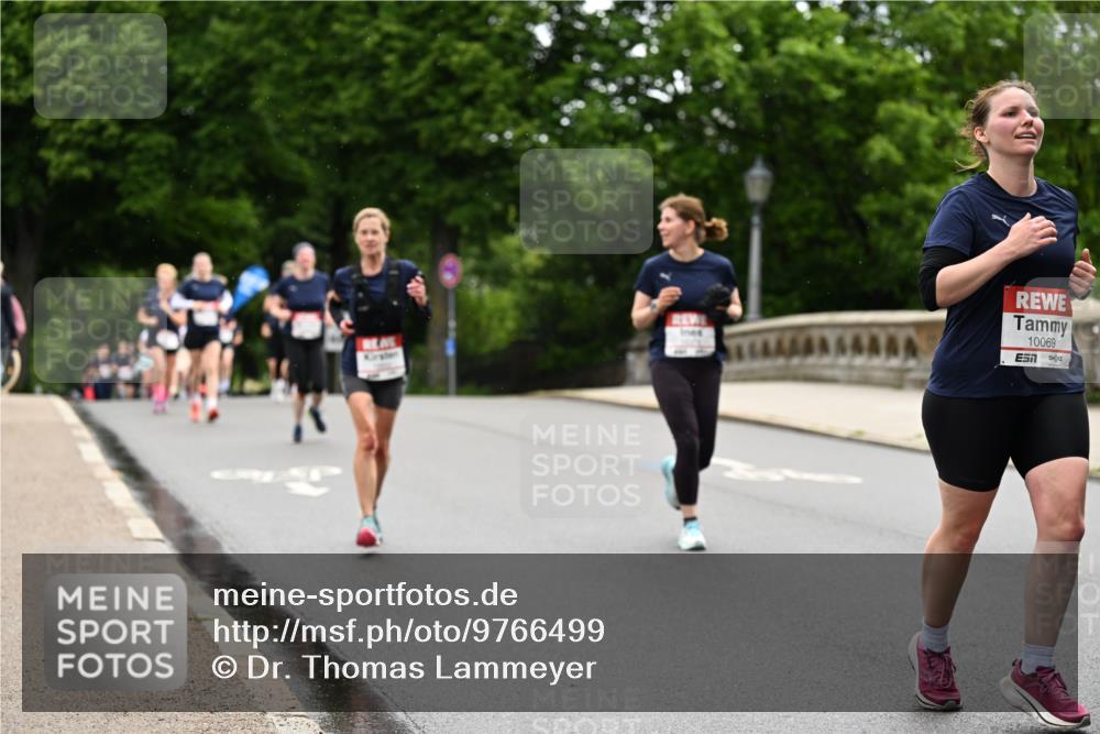14.06.2026 - REWE Women's Run Dr. Thomas Lammeyer http://msf.ph/oto/9766499 14.06.2026 09:41:56 Laufen 10069 meine-sportfotos.de