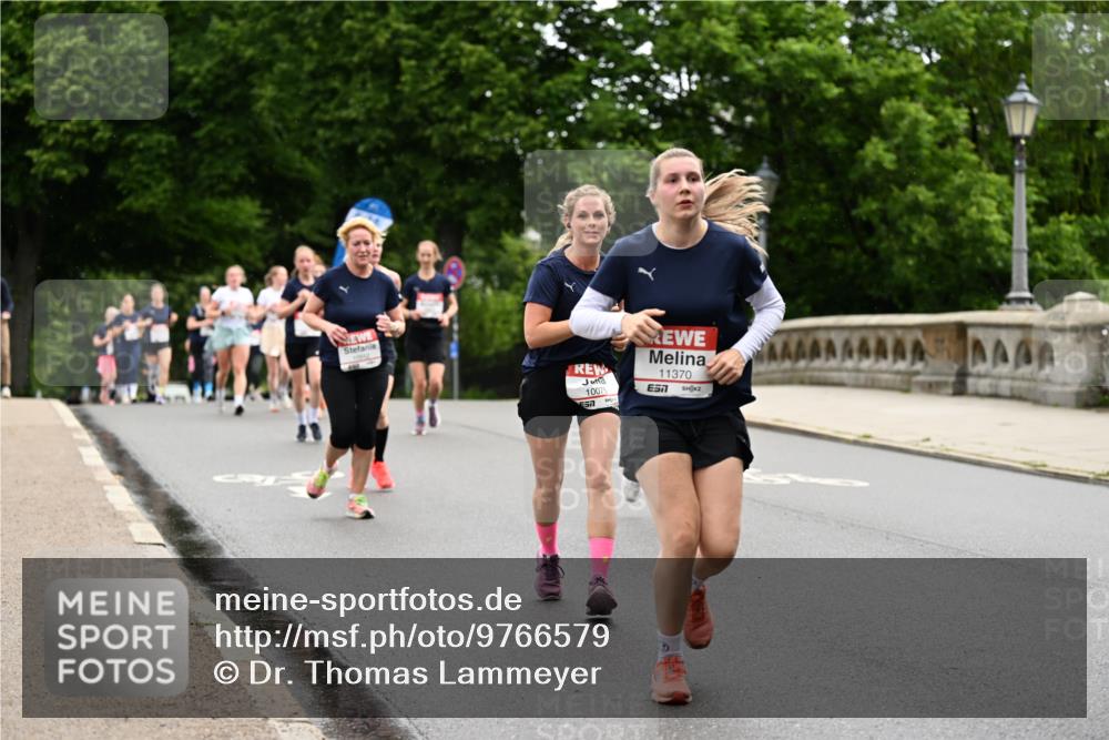 14.06.2026 - REWE Women's Run Dr. Thomas Lammeyer http://msf.ph/oto/9766579 14.06.2026 09:42:02 Laufen 10075, 57, 11370, 7 meine-sportfotos.de