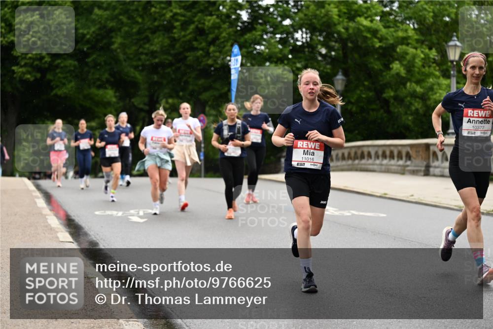 14.06.2026 - REWE Women's Run Dr. Thomas Lammeyer http://msf.ph/oto/9766625 14.06.2026 09:42:06 Laufen 11016, 7, 10377, 7 meine-sportfotos.de
