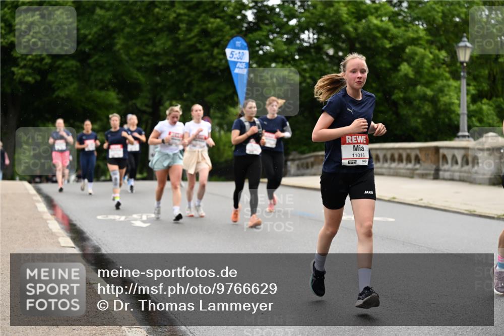 14.06.2026 - REWE Women's Run Dr. Thomas Lammeyer http://msf.ph/oto/9766629 14.06.2026 09:42:07 Laufen 5, 30, 11016, 144 meine-sportfotos.de
