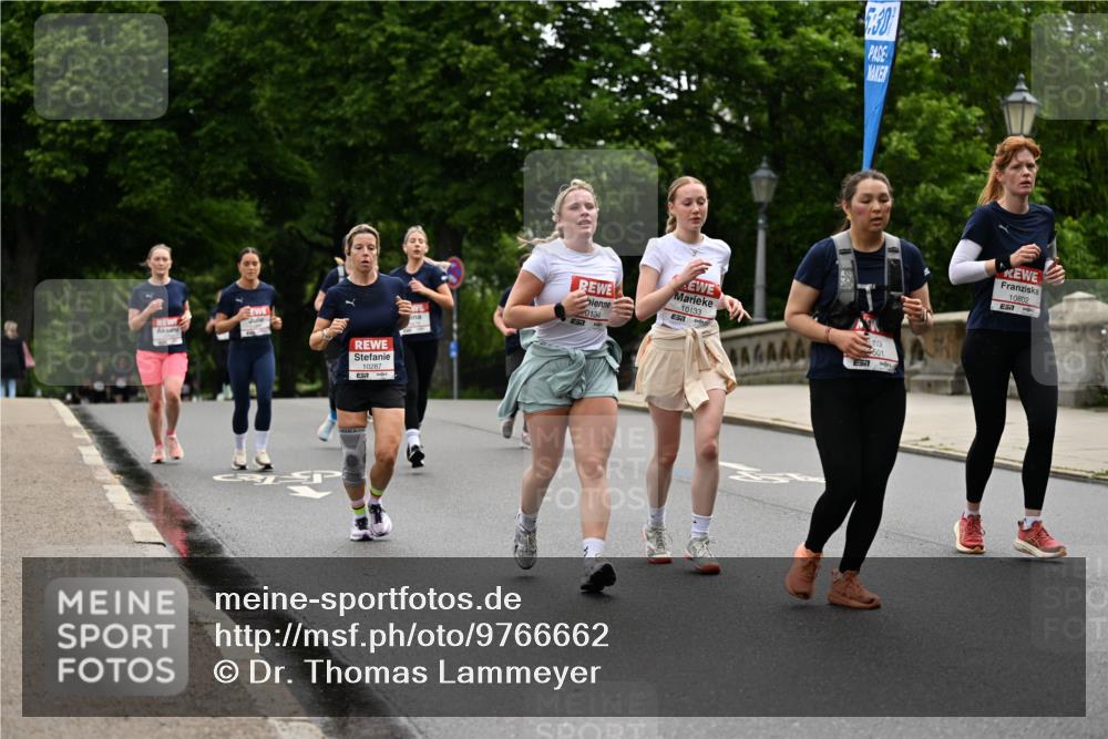 14.06.2026 - REWE Women's Run Dr. Thomas Lammeyer http://msf.ph/oto/9766662 14.06.2026 09:42:09 Laufen 10287, 5, 30, 0134, 10133, 10802, 57 meine-sportfotos.de