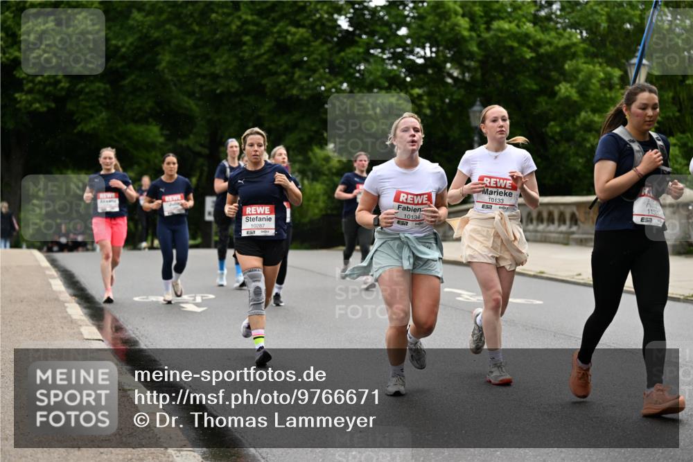 14.06.2026 - REWE Women's Run Dr. Thomas Lammeyer http://msf.ph/oto/9766671 14.06.2026 09:42:10 Laufen 10134, 57, 10133, 57, 10287, 1150 meine-sportfotos.de