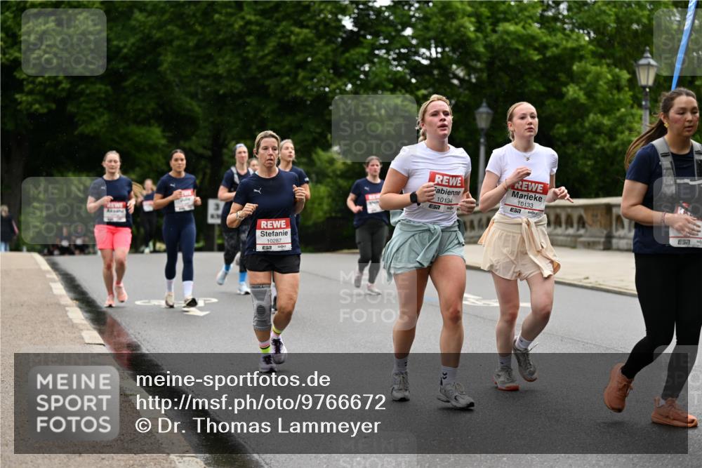 14.06.2026 - REWE Women's Run Dr. Thomas Lammeyer http://msf.ph/oto/9766672 14.06.2026 09:42:10 Laufen 10287, 10134, 10133 meine-sportfotos.de
