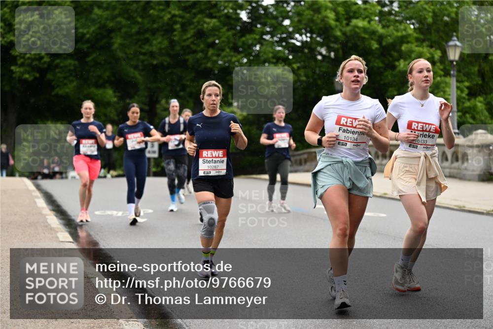 14.06.2026 - REWE Women's Run Dr. Thomas Lammeyer http://msf.ph/oto/9766679 14.06.2026 09:42:10 Laufen 10287, 7, 10134, 7, 10133 meine-sportfotos.de