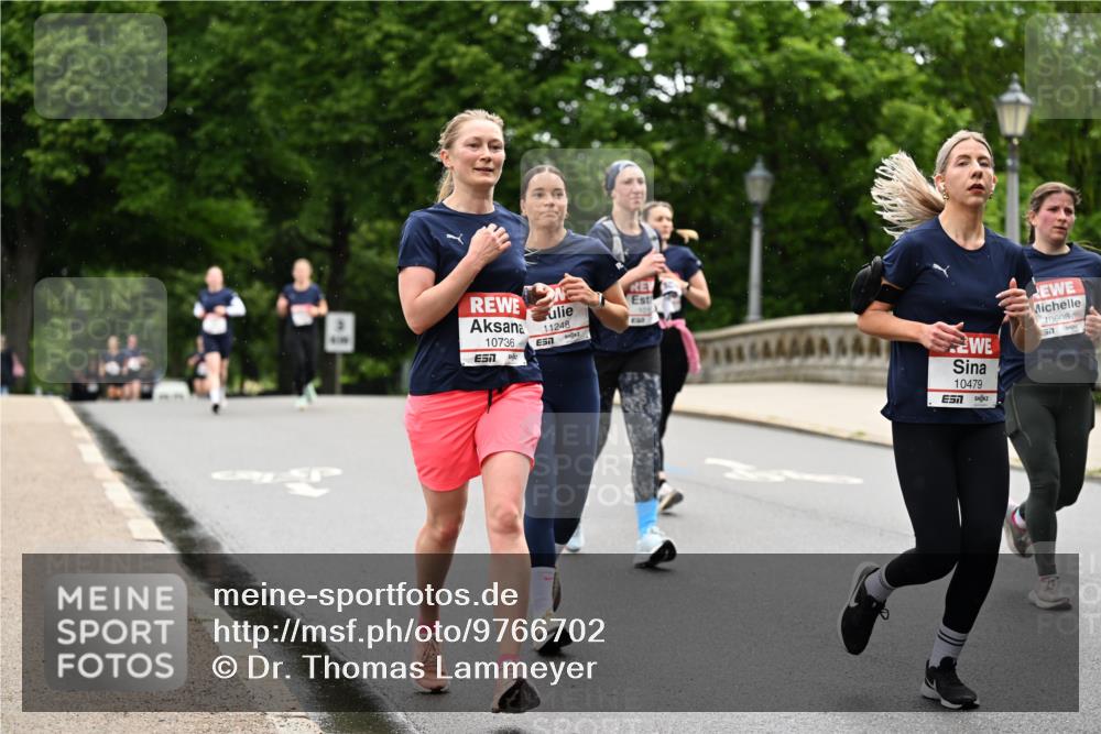 14.06.2026 - REWE Women's Run Dr. Thomas Lammeyer http://msf.ph/oto/9766702 14.06.2026 09:42:13 Laufen 10736, 7, 11248, 57, 10479, 10608, 157 meine-sportfotos.de