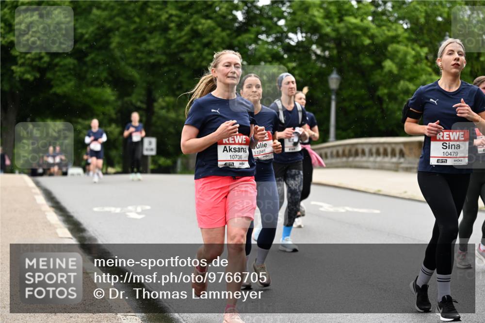 14.06.2026 - REWE Women's Run Dr. Thomas Lammeyer http://msf.ph/oto/9766705 14.06.2026 09:42:13 Laufen 10736, 57, 11248, 10479 meine-sportfotos.de