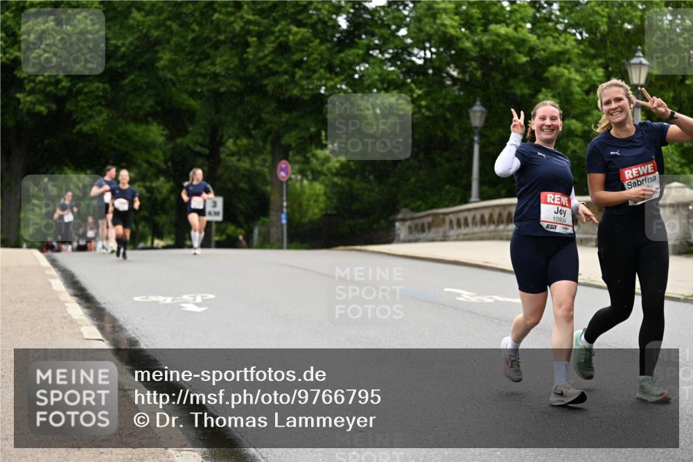 14.06.2026 - REWE Women's Run Dr. Thomas Lammeyer http://msf.ph/oto/9766795 14.06.2026 09:42:20 Laufen 10934 meine-sportfotos.de