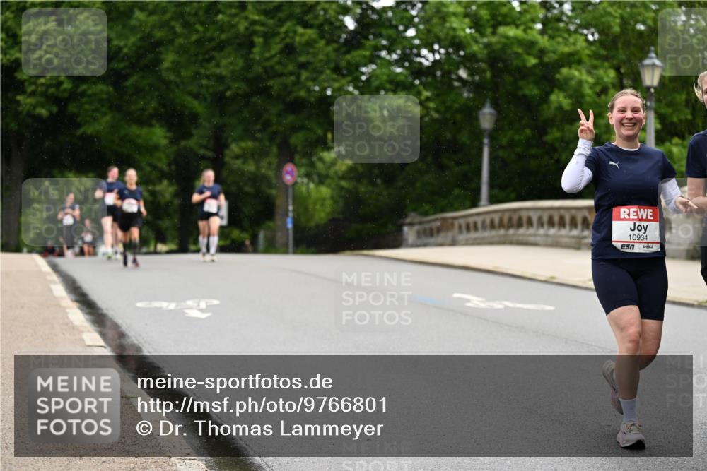 14.06.2026 - REWE Women's Run Dr. Thomas Lammeyer http://msf.ph/oto/9766801 14.06.2026 09:42:20 Laufen 10934, 57 meine-sportfotos.de