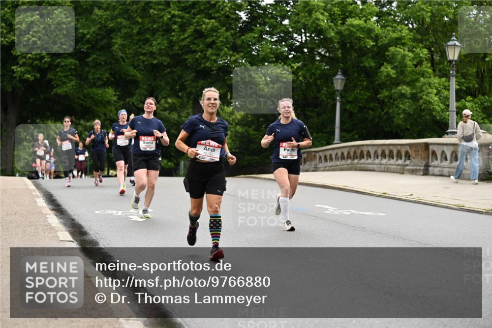 14.06.2026 - REWE Women's Run Dr. Thomas Lammeyer http://msf.ph/oto/9766880 14.06.2026 09:42:25 Laufen 11325, 10291, 10976 meine-sportfotos.de