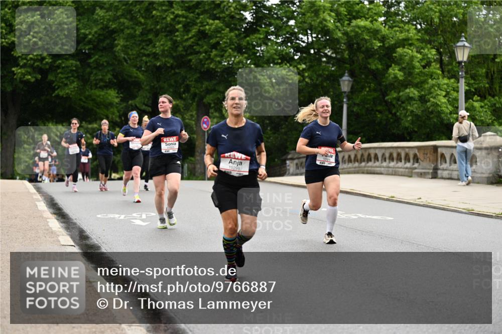 14.06.2026 - REWE Women's Run Dr. Thomas Lammeyer http://msf.ph/oto/9766887 14.06.2026 09:42:26 Laufen 10291, 10976 meine-sportfotos.de