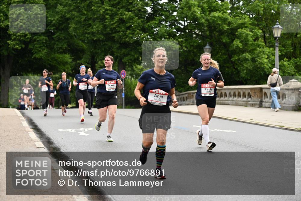 14.06.2026 - REWE Women's Run Dr. Thomas Lammeyer http://msf.ph/oto/9766891 14.06.2026 09:42:26 Laufen 11325, 10291, 10976 meine-sportfotos.de