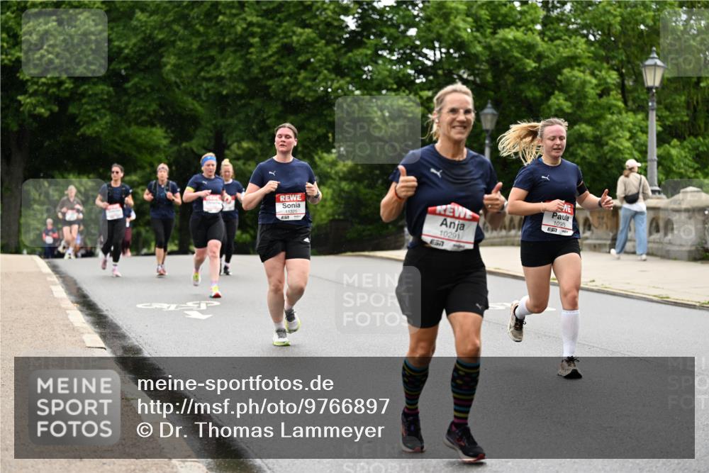 14.06.2026 - REWE Women's Run Dr. Thomas Lammeyer http://msf.ph/oto/9766897 14.06.2026 09:42:26 Laufen 11325, 10291, 7, 109 meine-sportfotos.de