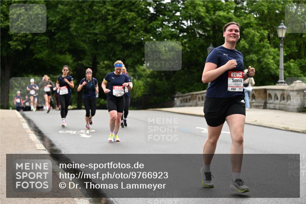 14.06.2026 - REWE Women's Run Dr. Thomas Lammeyer http://msf.ph/oto/9766923 14.06.2026 09:42:28 Laufen 11325, 57 meine-sportfotos.de