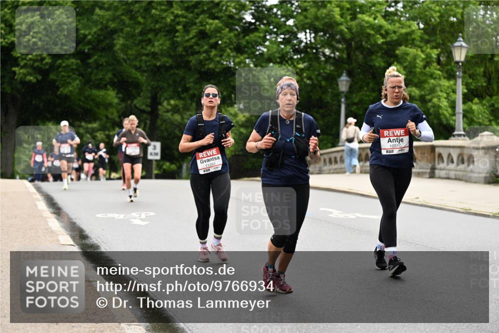14.06.2026 - REWE Women's Run Dr. Thomas Lammeyer http://msf.ph/oto/9766934 14.06.2026 09:42:31 Laufen 11382, 10310, 7 meine-sportfotos.de