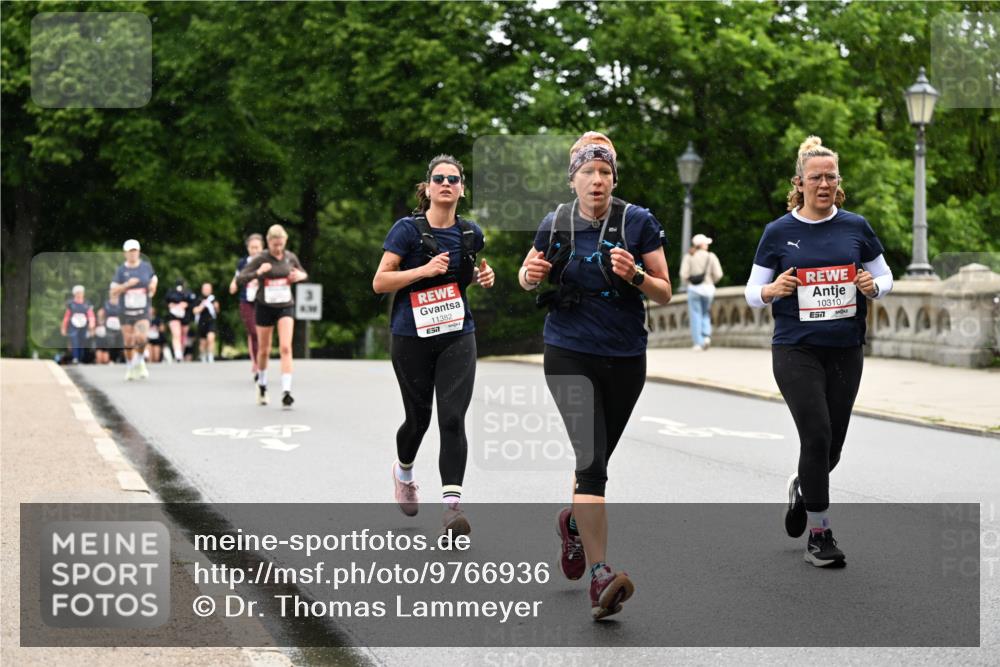 14.06.2026 - REWE Women's Run Dr. Thomas Lammeyer http://msf.ph/oto/9766936 14.06.2026 09:42:31 Laufen 11382, 10310, 7 meine-sportfotos.de