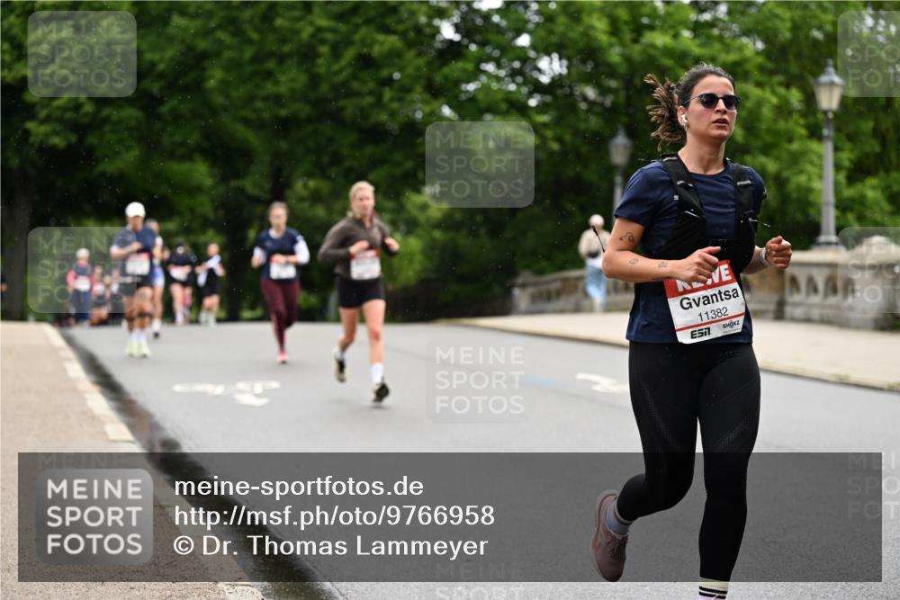 14.06.2026 - REWE Women's Run Dr. Thomas Lammeyer http://msf.ph/oto/9766958 14.06.2026 09:42:33 Laufen 11382 meine-sportfotos.de