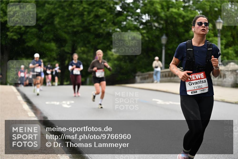 14.06.2026 - REWE Women's Run Dr. Thomas Lammeyer http://msf.ph/oto/9766960 14.06.2026 09:42:33 Laufen 11382, 7 meine-sportfotos.de