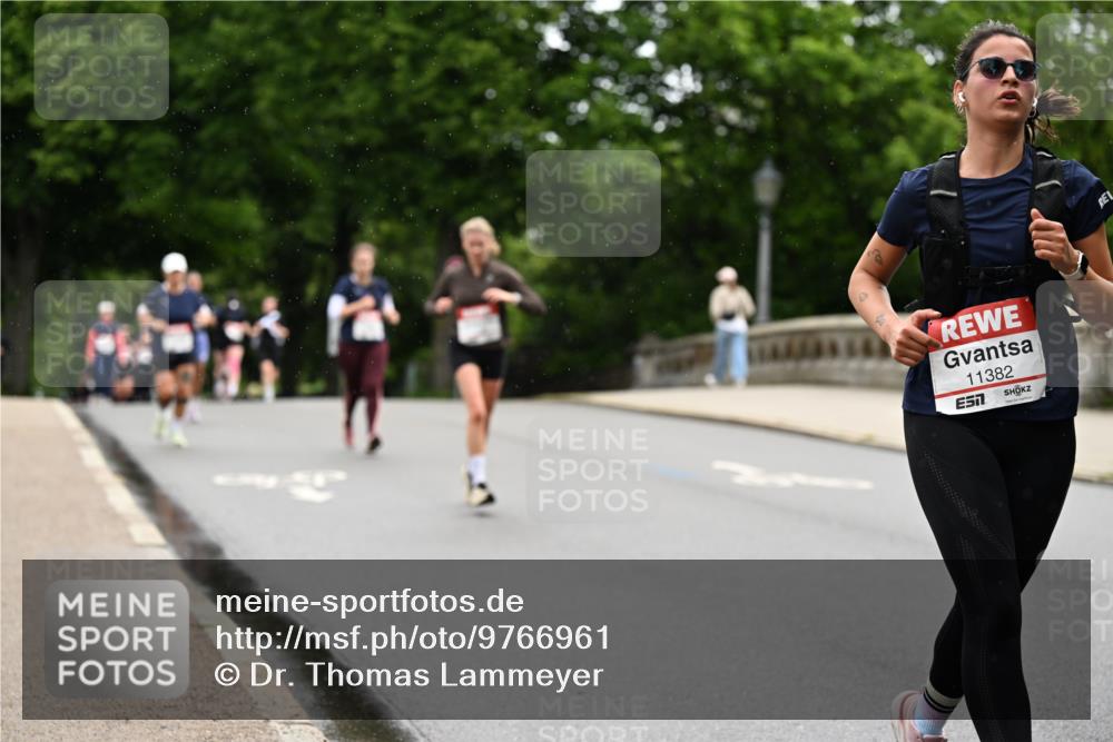 14.06.2026 - REWE Women's Run Dr. Thomas Lammeyer http://msf.ph/oto/9766961 14.06.2026 09:42:33 Laufen 11382 meine-sportfotos.de