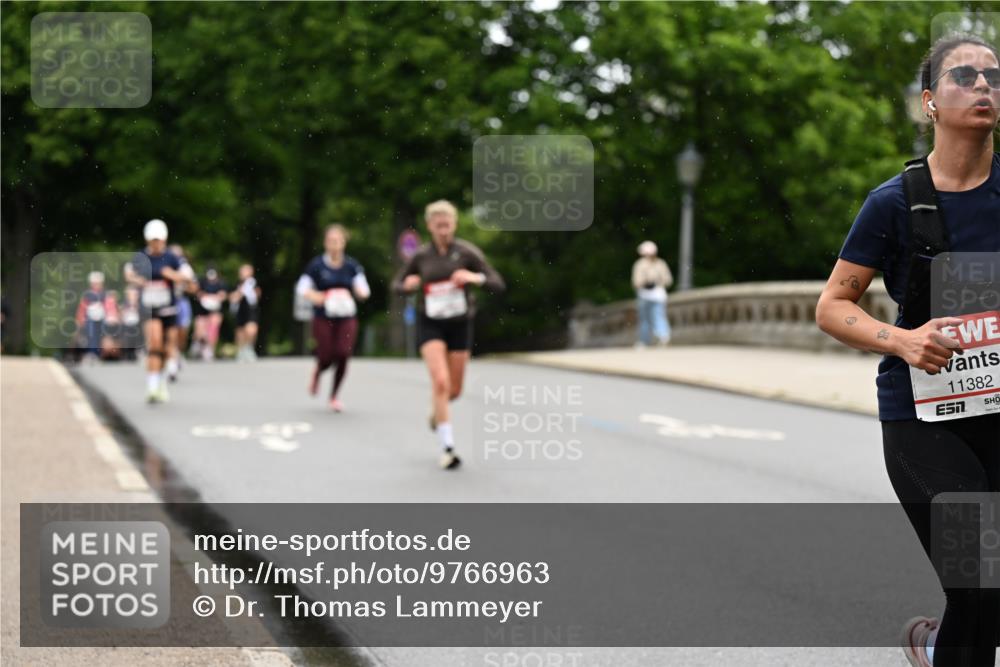 14.06.2026 - REWE Women's Run Dr. Thomas Lammeyer http://msf.ph/oto/9766963 14.06.2026 09:42:33 Laufen 11382 meine-sportfotos.de
