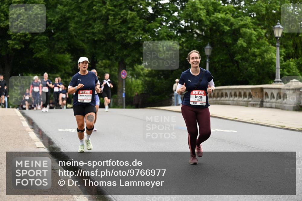 14.06.2026 - REWE Women's Run Dr. Thomas Lammeyer http://msf.ph/oto/9766977 14.06.2026 09:42:36 Laufen 7, 11411, 11262 meine-sportfotos.de