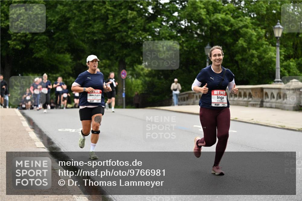 14.06.2026 - REWE Women's Run Dr. Thomas Lammeyer http://msf.ph/oto/9766981 14.06.2026 09:42:36 Laufen 11411, 57, 11262 meine-sportfotos.de