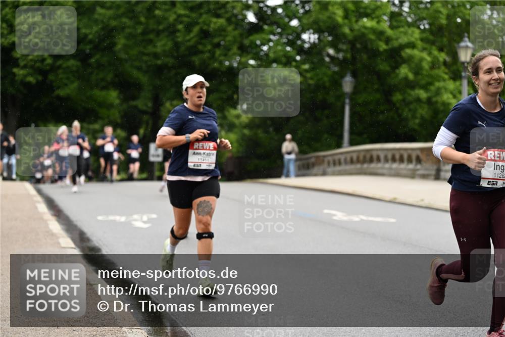 14.06.2026 - REWE Women's Run Dr. Thomas Lammeyer http://msf.ph/oto/9766990 14.06.2026 09:42:37 Laufen 11451, 637, 11262 meine-sportfotos.de