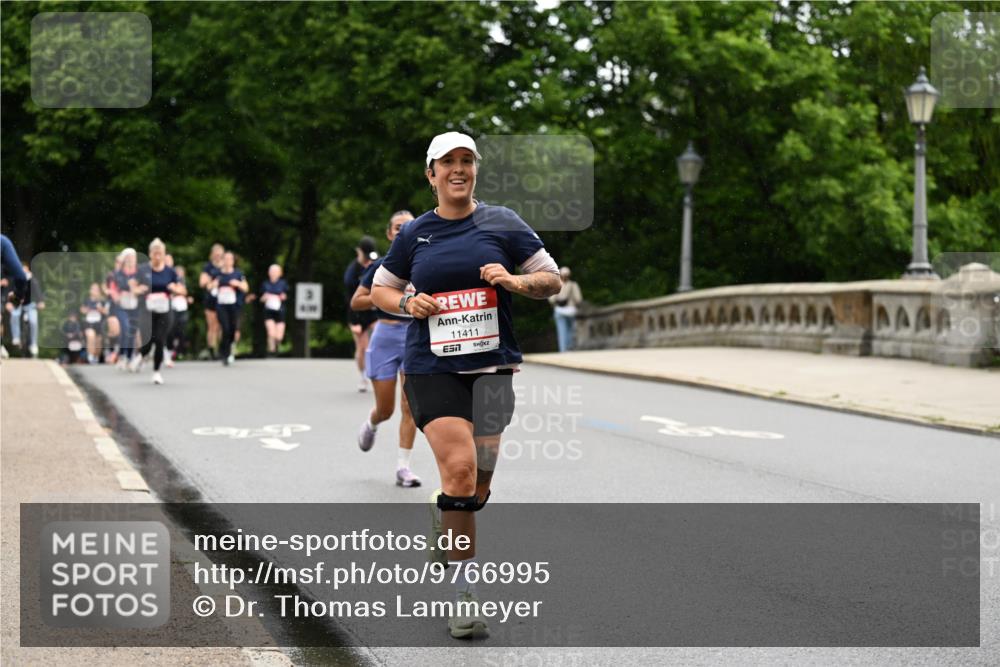 14.06.2026 - REWE Women's Run Dr. Thomas Lammeyer http://msf.ph/oto/9766995 14.06.2026 09:42:37 Laufen 30, 11411, 7 meine-sportfotos.de