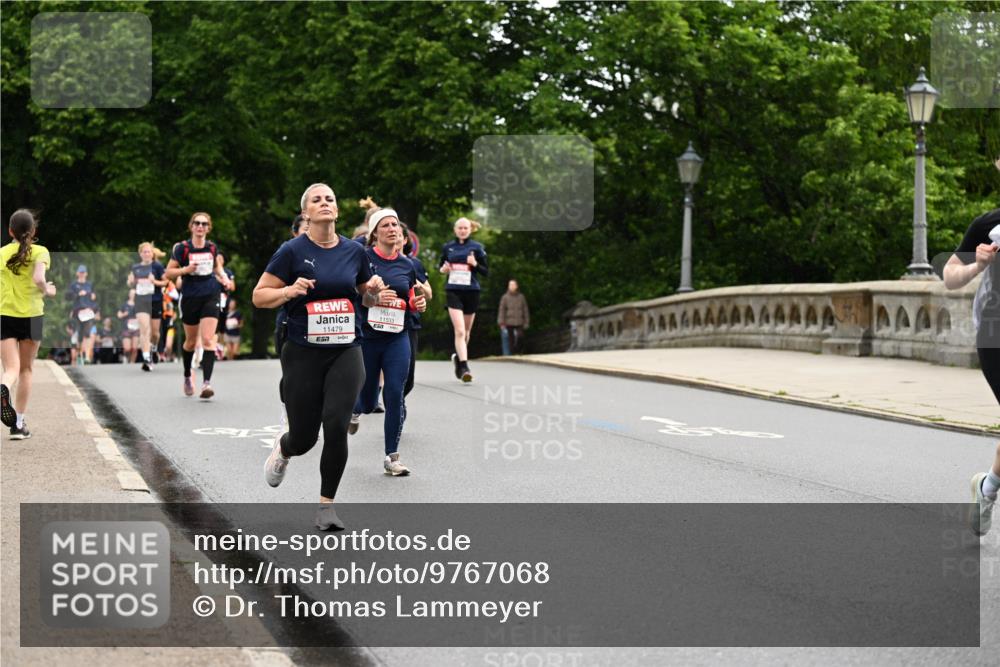 14.06.2026 - REWE Women's Run Dr. Thomas Lammeyer http://msf.ph/oto/9767068 14.06.2026 09:42:43 Laufen 11479, 11533 meine-sportfotos.de
