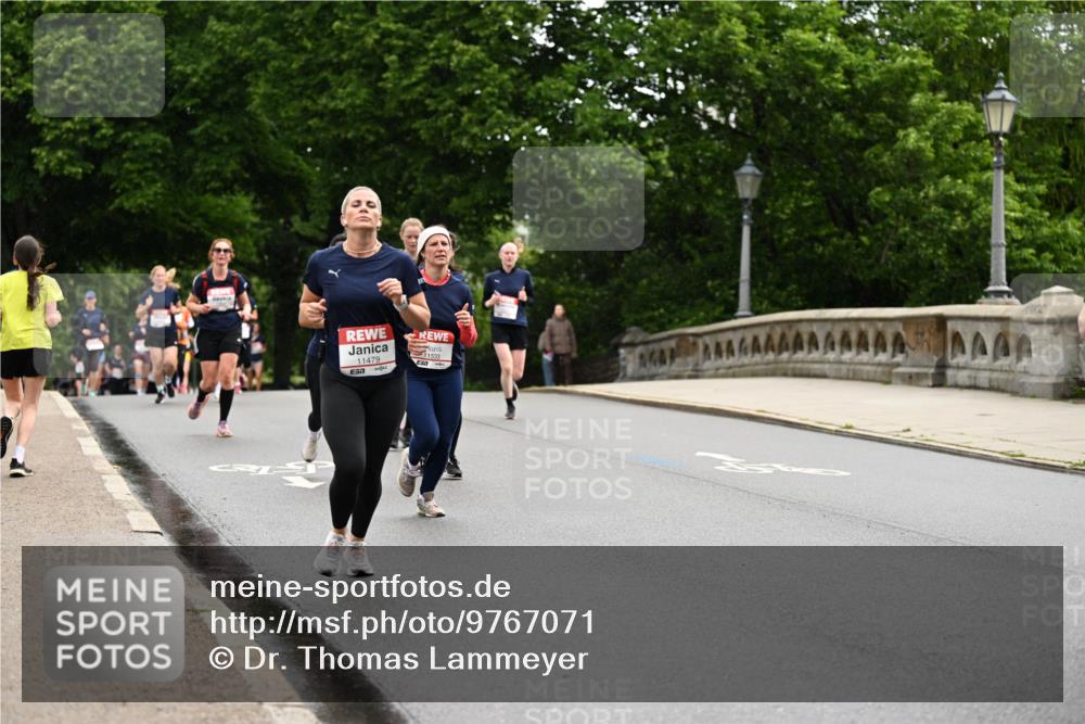 14.06.2026 - REWE Women's Run Dr. Thomas Lammeyer http://msf.ph/oto/9767071 14.06.2026 09:42:43 Laufen 11479, 7, 11533 meine-sportfotos.de