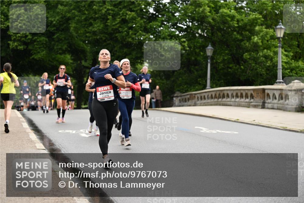 14.06.2026 - REWE Women's Run Dr. Thomas Lammeyer http://msf.ph/oto/9767073 14.06.2026 09:42:43 Laufen 11479, 11533 meine-sportfotos.de