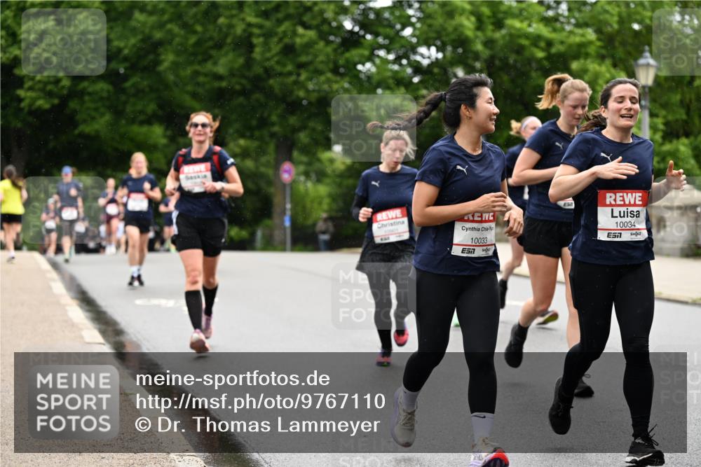 14.06.2026 - REWE Women's Run Dr. Thomas Lammeyer http://msf.ph/oto/9767110 14.06.2026 09:42:46 Laufen 10901, 10033, 10034 meine-sportfotos.de