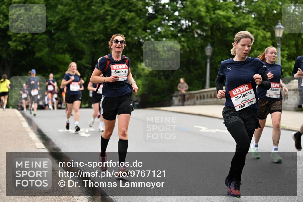14.06.2026 - REWE Women's Run Dr. Thomas Lammeyer http://msf.ph/oto/9767121 14.06.2026 09:42:47 Laufen 0858, 10901, 7, 10065 meine-sportfotos.de