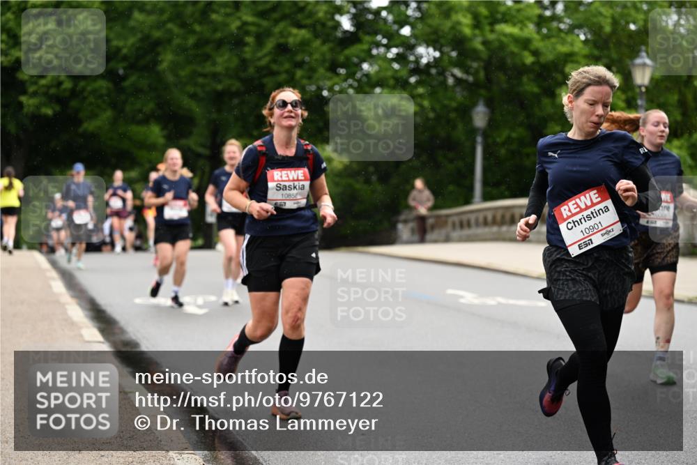 14.06.2026 - REWE Women's Run Dr. Thomas Lammeyer http://msf.ph/oto/9767122 14.06.2026 09:42:47 Laufen 1085, 651, 10901 meine-sportfotos.de