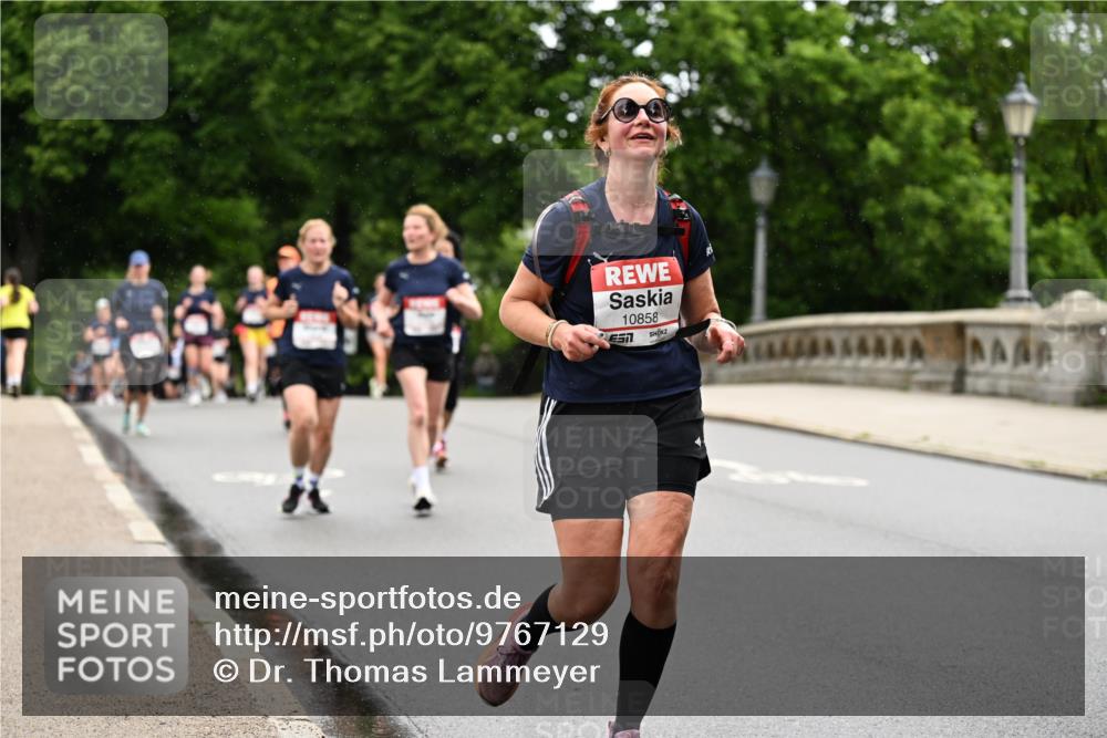 14.06.2026 - REWE Women's Run Dr. Thomas Lammeyer http://msf.ph/oto/9767129 14.06.2026 09:42:48 Laufen 10858 meine-sportfotos.de