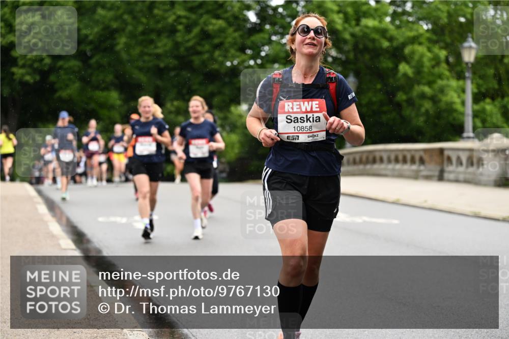 14.06.2026 - REWE Women's Run Dr. Thomas Lammeyer http://msf.ph/oto/9767130 14.06.2026 09:42:48 Laufen 10858, 7 meine-sportfotos.de