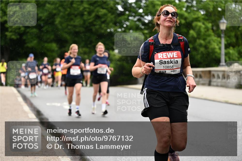 14.06.2026 - REWE Women's Run Dr. Thomas Lammeyer http://msf.ph/oto/9767132 14.06.2026 09:42:48 Laufen 10858, 57 meine-sportfotos.de