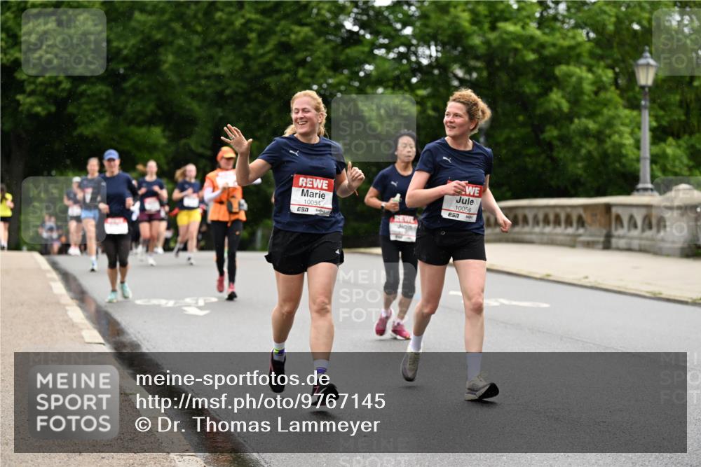 14.06.2026 - REWE Women's Run Dr. Thomas Lammeyer http://msf.ph/oto/9767145 14.06.2026 09:42:50 Laufen 10054, 7, 10056 meine-sportfotos.de