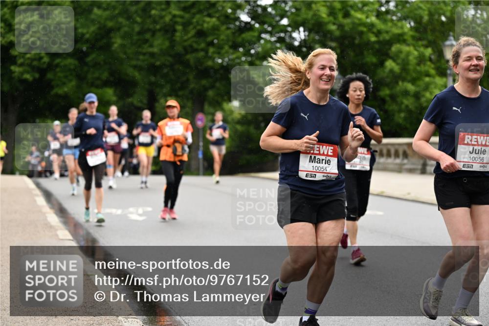 14.06.2026 - REWE Women's Run Dr. Thomas Lammeyer http://msf.ph/oto/9767152 14.06.2026 09:42:51 Laufen 10054, 7, 10056 meine-sportfotos.de