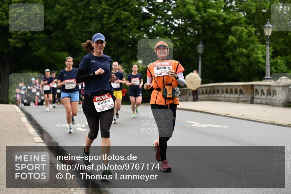 14.06.2026 - REWE Women's Run Dr. Thomas Lammeyer http://msf.ph/oto/9767174 14.06.2026 09:42:53 Laufen 10590, 11198 meine-sportfotos.de