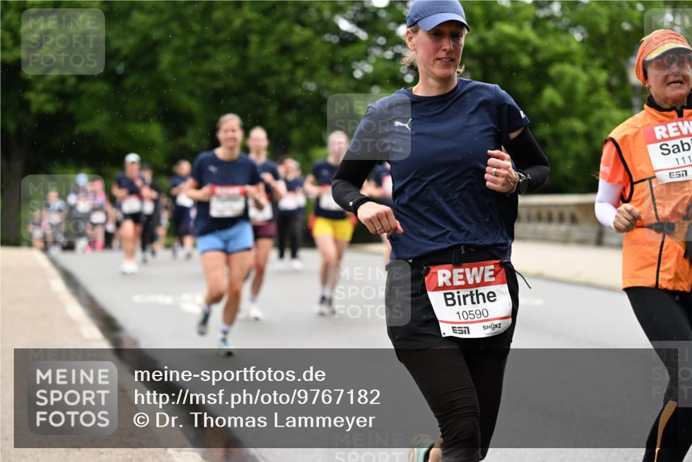 14.06.2026 - REWE Women's Run Dr. Thomas Lammeyer http://msf.ph/oto/9767182 14.06.2026 09:42:54 Laufen 10590, 57, 111, 7 meine-sportfotos.de