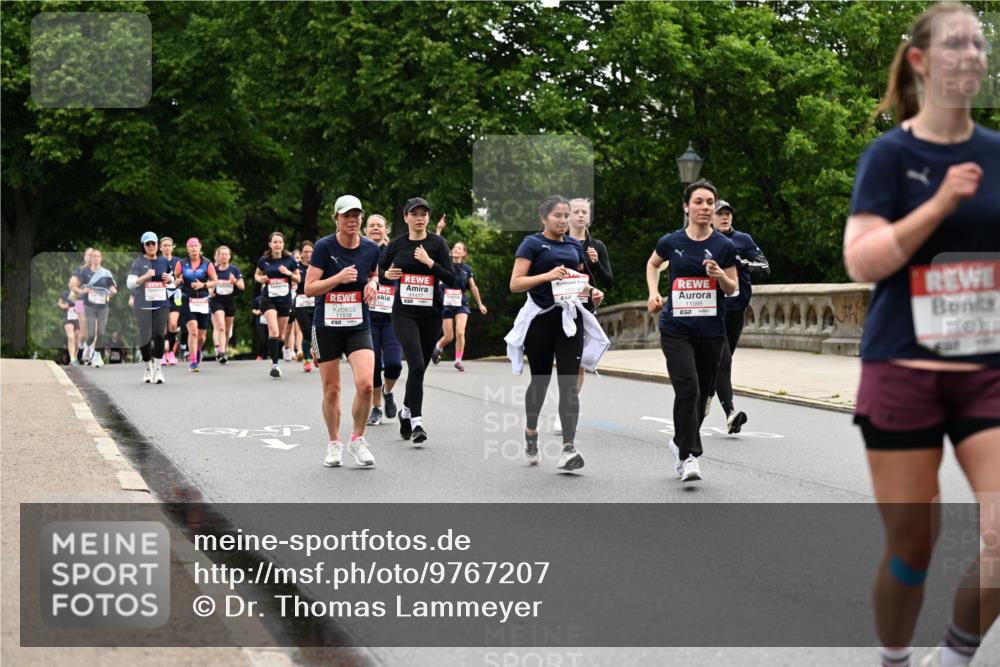 14.06.2026 - REWE Women's Run Dr. Thomas Lammeyer http://msf.ph/oto/9767207 14.06.2026 09:42:57 Laufen 11477, 332, 11518, 11095 meine-sportfotos.de
