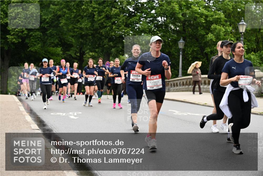 14.06.2026 - REWE Women's Run Dr. Thomas Lammeyer http://msf.ph/oto/9767224 14.06.2026 09:42:59 Laufen 11332, 11518, 57, 10978 meine-sportfotos.de
