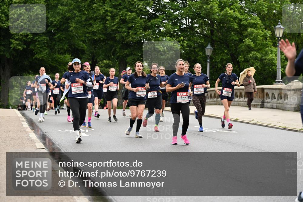 14.06.2026 - REWE Women's Run Dr. Thomas Lammeyer http://msf.ph/oto/9767239 14.06.2026 09:43:01 Laufen 10979, 1134, 10338 meine-sportfotos.de