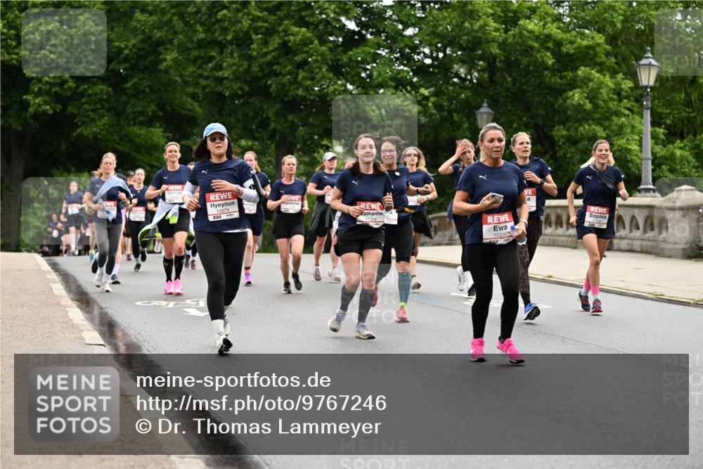 14.06.2026 - REWE Women's Run Dr. Thomas Lammeyer http://msf.ph/oto/9767246 14.06.2026 09:43:02 Laufen 10979, 11341, 10338, 11309 meine-sportfotos.de